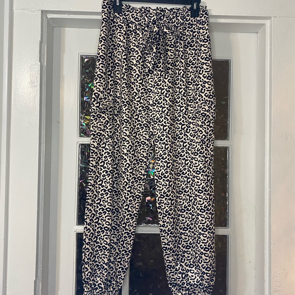 Size large animal print joggers